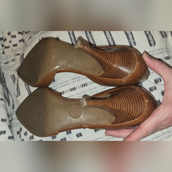 Michael Kors Heels - Picture 3 of 4